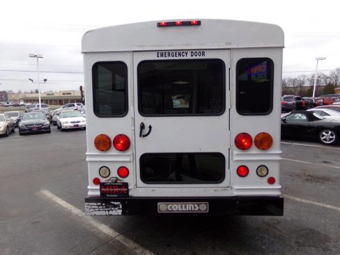 Used 2007 Chevrolet Express 3500 w/ School Bus Package image 3