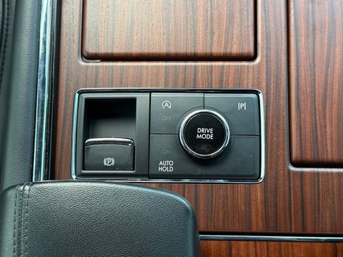 Used 2023 Lincoln Navigator Reserve AWD/4WD image 27
