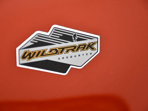 Used 2022 Ford Bronco Wildtrak AWD/4WD image 59