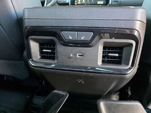 Used 2025 GMC Sierra 1500 AT4 AWD/4WD image 17