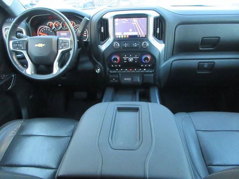 Used 2019 Chevrolet Silverado 1500 LTZ image 17