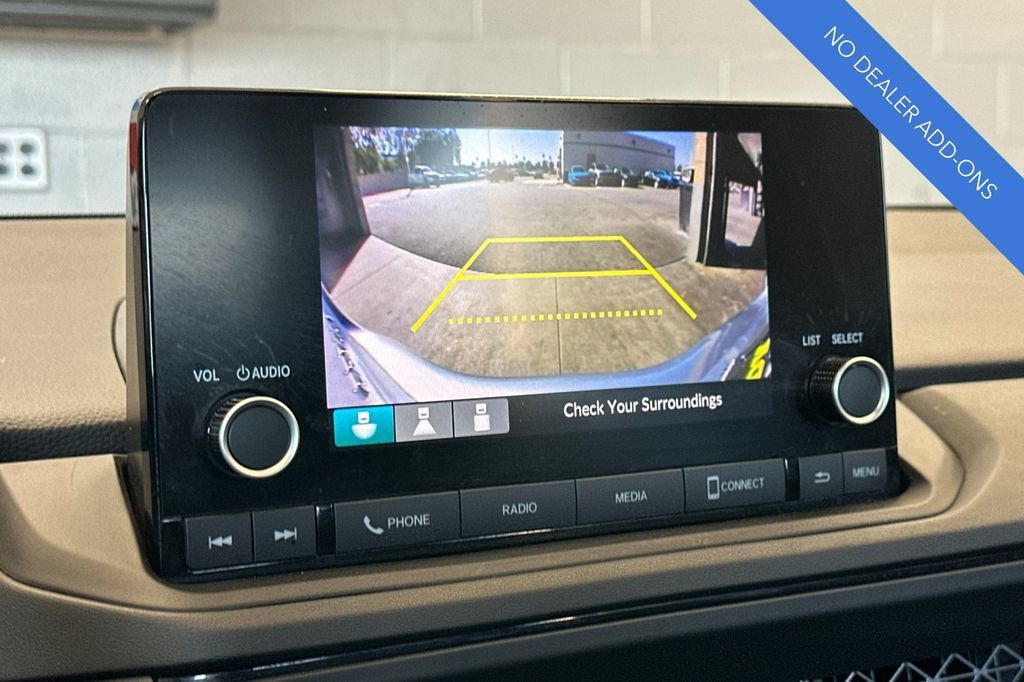 Certified 2025 Honda Accord LX image 20