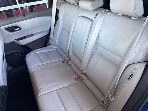 Used 2021 Nissan Rogue SL image 12