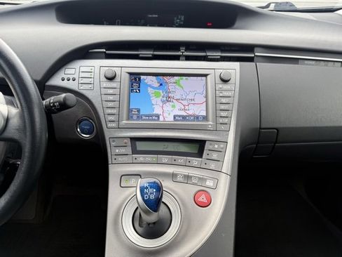 Used 2014 Toyota Prius Four image 10