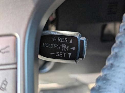 Used 2022 Toyota 4Runner Limited image 24