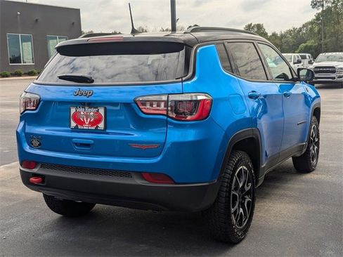 New 2026 Jeep Compass Trailhawk w/ Sun, Sound & Navigation Group image 7