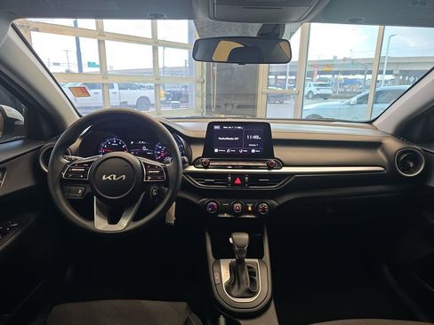 Certified 2023 Kia Forte LXS image 17
