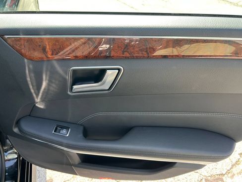 Used 2014 Mercedes-Benz E 350 Sedan image 12