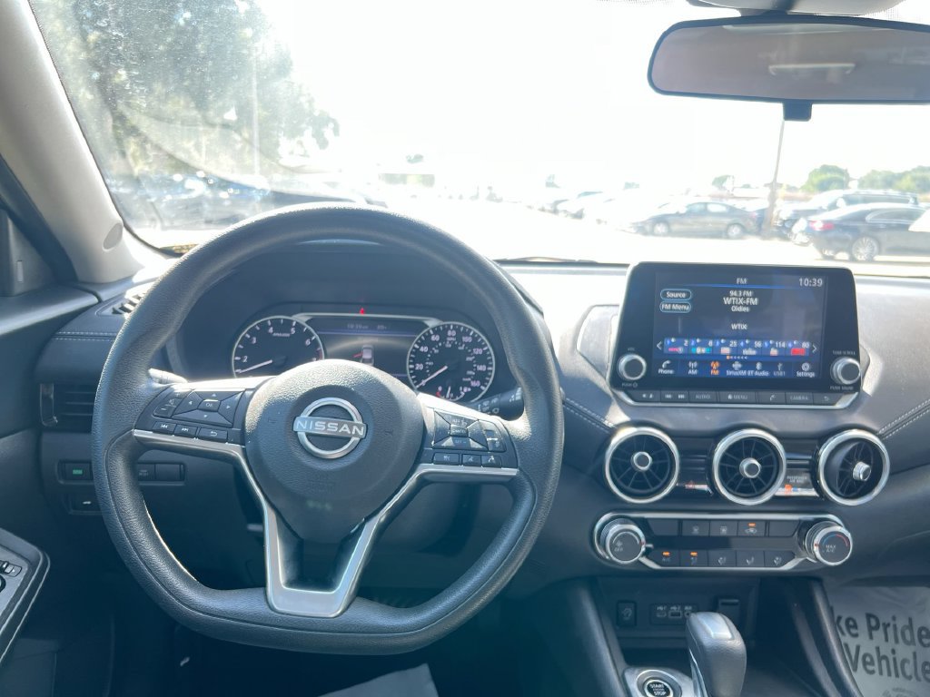 Used 2024 Nissan Sentra SV FWD image 11