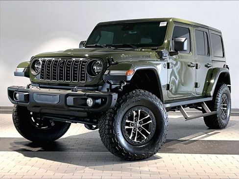 Used 2024 Jeep Wrangler Unlimited Rubicon 4xe image 1