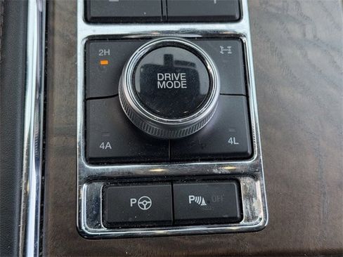 Used 2020 Ford Expedition Platinum image 20