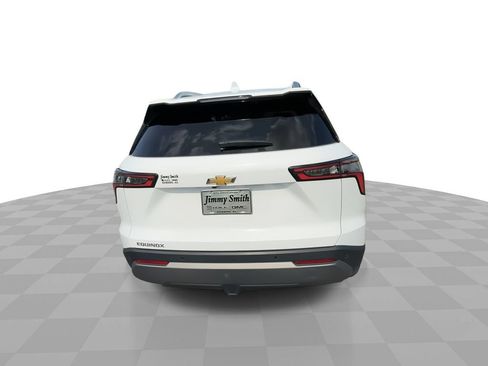 Certified 2025 Chevrolet Equinox LT w/ Convenience Package II FWD image 8