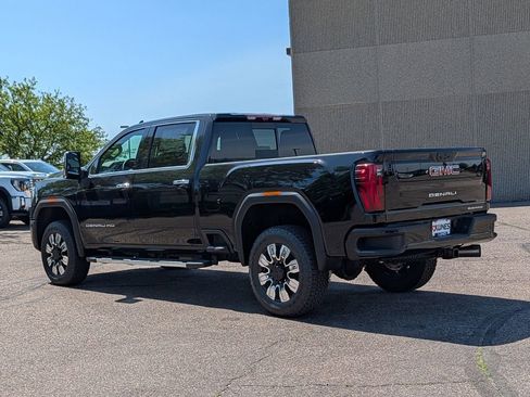 New 2026 GMC Sierra 3500 Denali w/ Denali Reserve Package AWD/4WD image 9