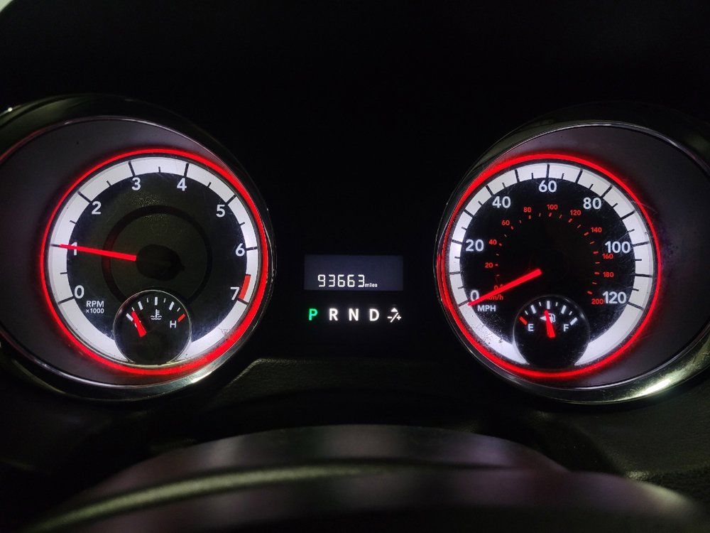 Used 2019 Dodge Grand Caravan SE w/ UConnect Hands-Free Group FWD image 23
