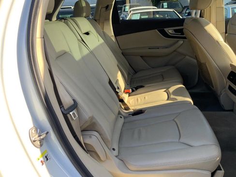 Used 2019 Audi Q7 2.0T Premium AWD/4WD image 18