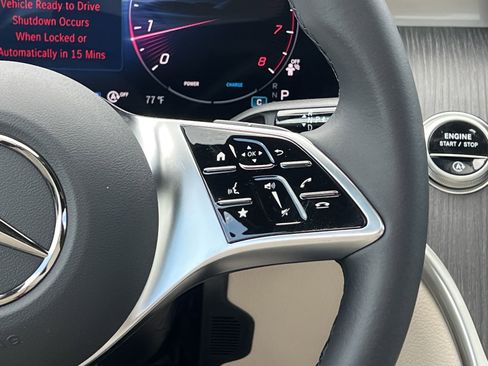 Certified 2025 Mercedes-Benz GLC 300 GLC 300 image 39