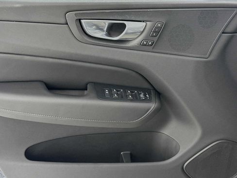 Used 2025 Volvo XC60 T8 Plus w/ Protection Package Premier image 17