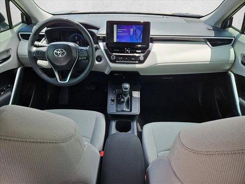 Used 2026 Toyota Corolla Cross LE w/ Moonroof Package FWD image 19