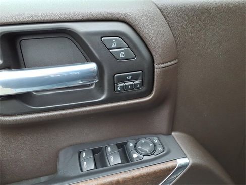 Used 2021 GMC Sierra 1500 Denali w/ Driver Alert Package II image 16