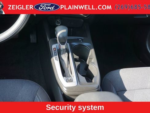 Used 2024 Chevrolet Trax LS w/ LS Convenience Package FWD image 15