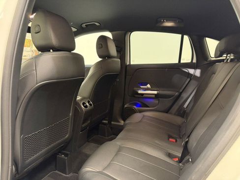 Certified 2025 Mercedes-Benz GLA 250 image 17