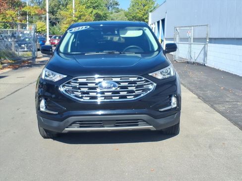 Certified 2022 Ford Edge SEL w/ Convenience Package image 2