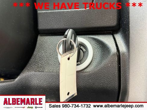 Used 2022 RAM 1500 Tradesman w/ Electronics Group RWD image 21