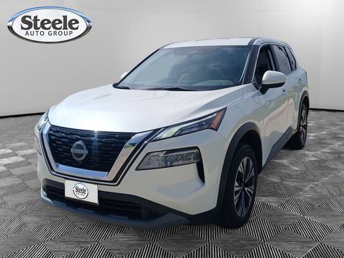 Used 2023 Nissan Rogue SV FWD image 1
