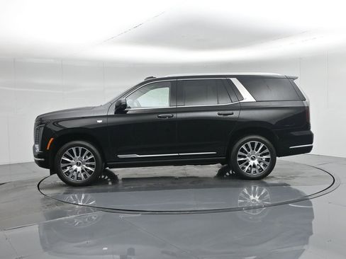 Used 2026 Cadillac Escalade Platinum Luxury image 34