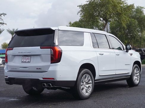 New 2026 GMC Yukon XL Denali image 3