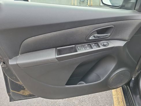 Used 2016 Chevrolet Cruze LT FWD image 24