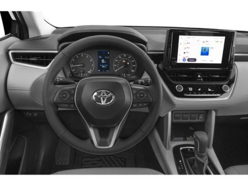 Used 2025 Toyota Corolla Cross LE w/ Moonroof Package AWD/4WD image 9