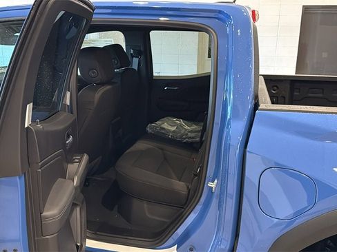 New 2025 GMC Canyon Elevation w/ Convenience Package image 17