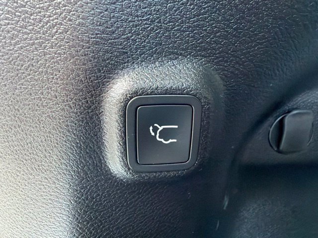 Certified 2021 Jeep Cherokee High Altitude AWD/4WD image 12