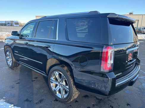 Used 2017 GMC Yukon Denali image 5