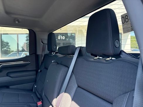 Used 2024 GMC Sierra 1500 Elevation AWD/4WD image 6