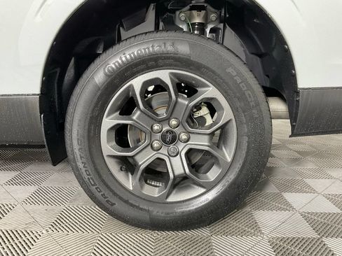 Certified 2022 Ford Maverick XLT FWD image 10