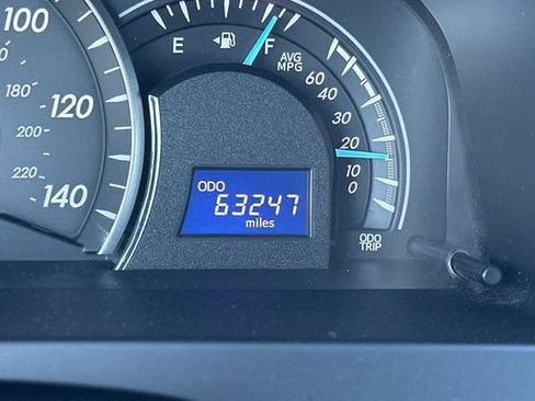 Used 2015 Toyota Camry LE image 26