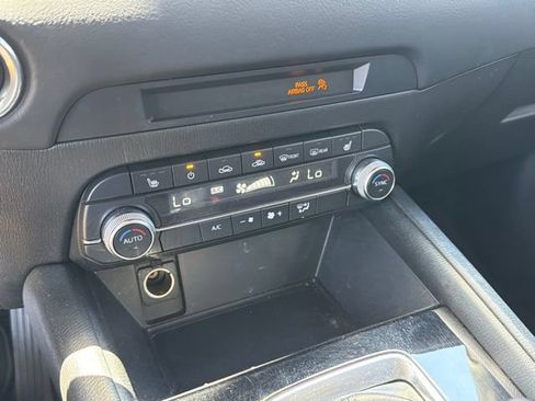 Used 2020 MAZDA CX-5 Touring FWD image 19