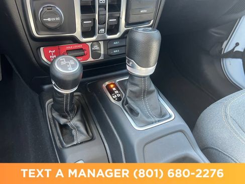Used 2025 Jeep Wrangler Unlimited Sport S 4xe AWD/4WD image 24