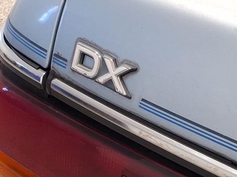 Used 1991 Toyota Camry Deluxe FWD image 21