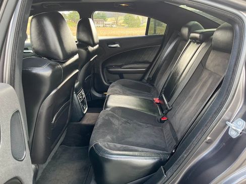 Used 2016 Dodge Charger R/T Scat Pack w/ Beats Audio Group image 41