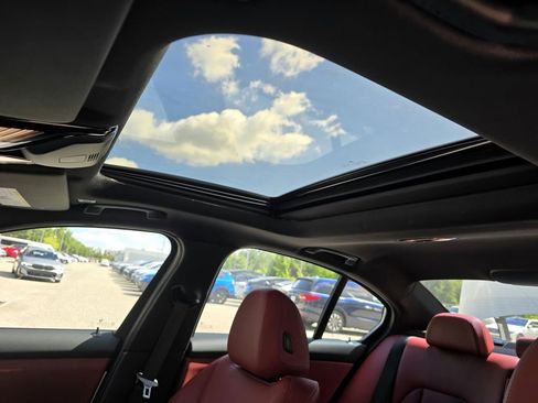 Used 2025 BMW M340i xDrive AWD/4WD image 34