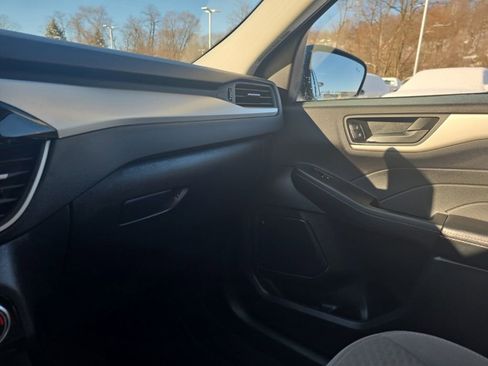 Certified 2022 Ford Escape SE w/ Cold Weather Package image 21