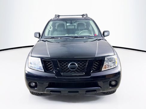 Used 2020 Nissan Frontier SV w/ Midnight Edition Floor Mats RWD image 3