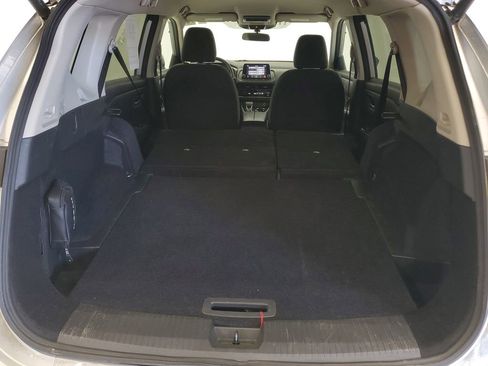 Used 2025 Nissan Rogue SV AWD/4WD image 25