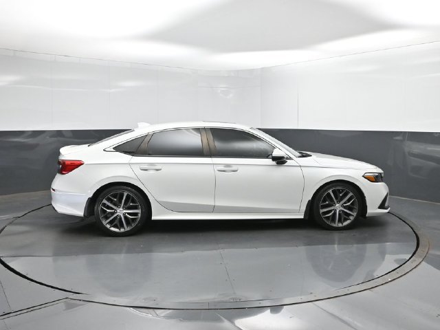 Used 2022 Honda Civic Touring image 15