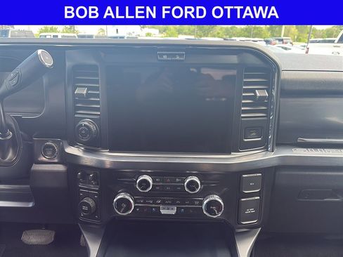 Used 2025 Ford F350 Lariat w/ Lariat Ultimate Package AWD/4WD image 20