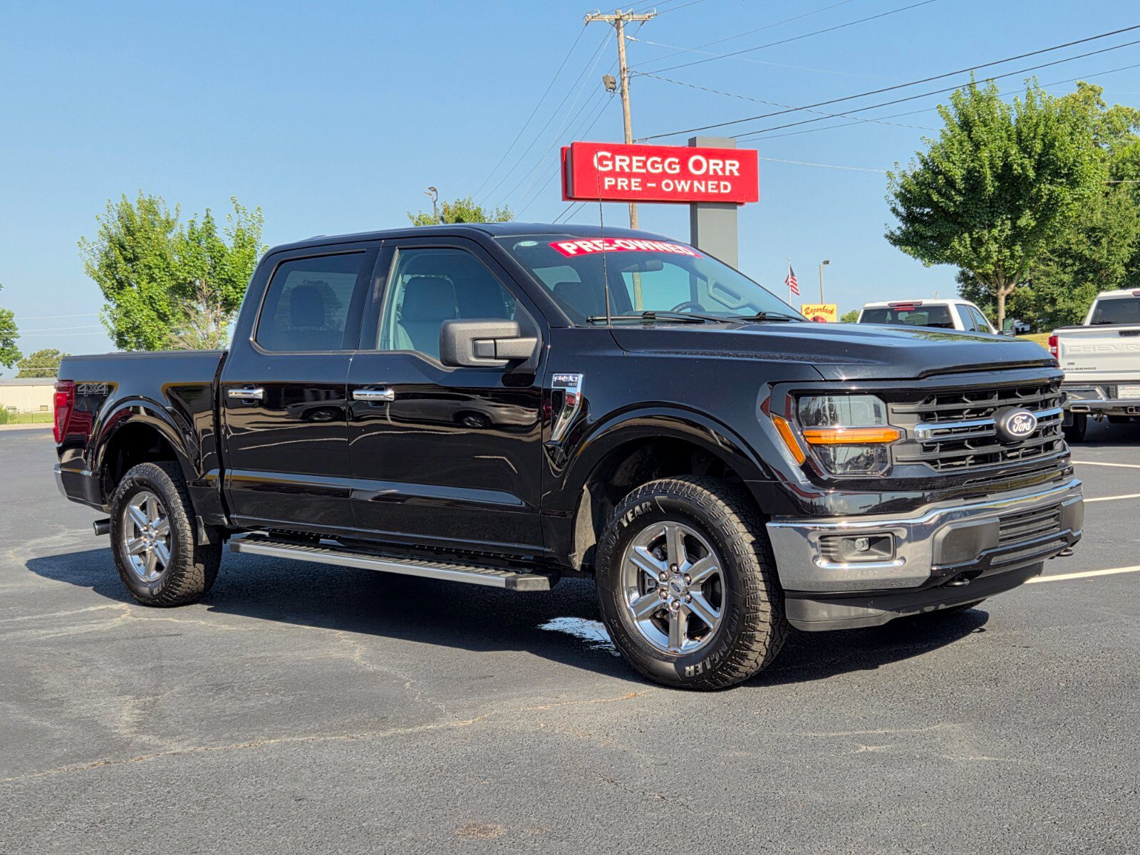 Used 2025 Ford F150 XLT w/ Equipment Group 301A Standard AWD/4WD image 4