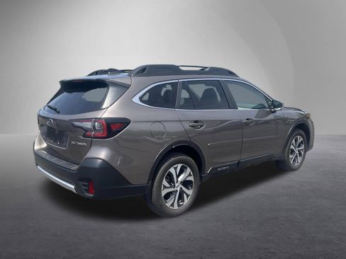 Used 2021 Subaru Outback Limited w/ Popular Package #2 AWD/4WD image 3